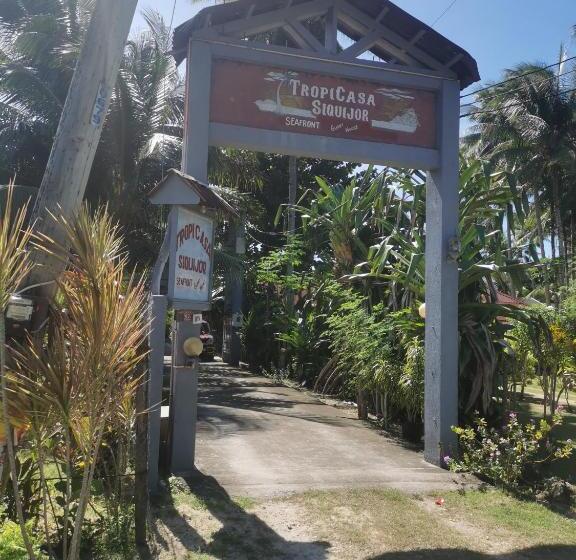 بنسيون Tropicasa Siquijor Seafront Guest House