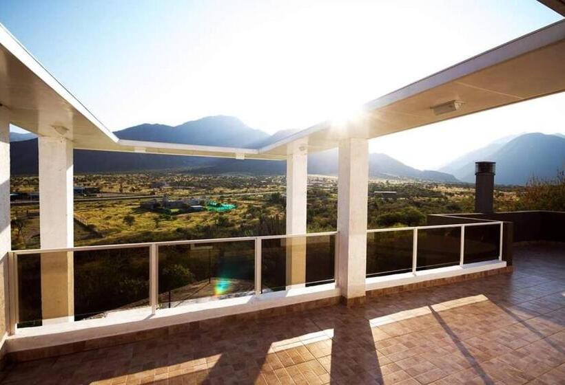 Qhawana Cabañas & Suites