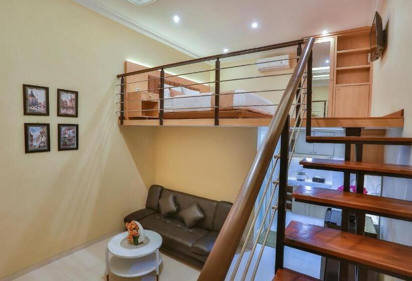 The Horizontal Hotel Pacitan