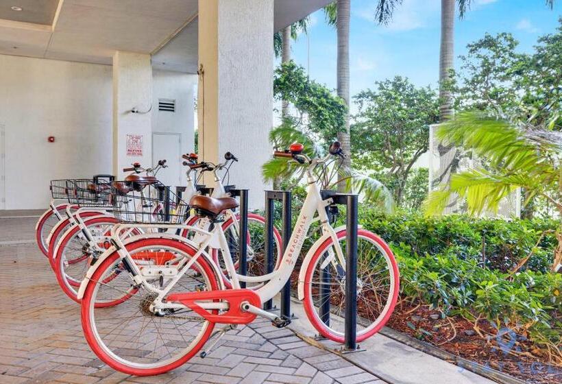 فندق صغير Beachside Retreat, Resort Amenities, Beach Access
