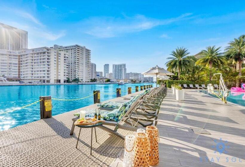 فندق صغير Beachside Retreat, Resort Amenities, Beach Access