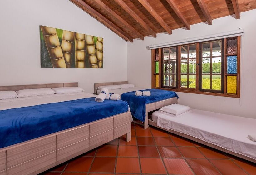 צימר Chalet La Alemania