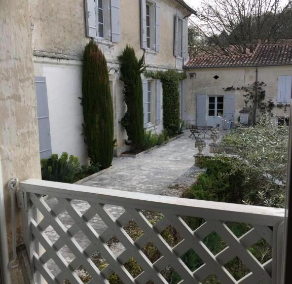 住宿加早餐  La Jauberthie