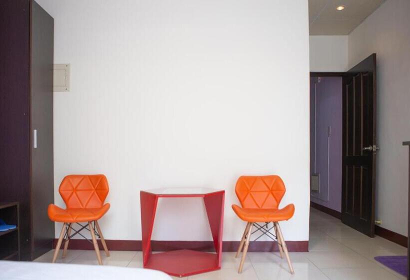 تختخواب و صبحانه Zhu House