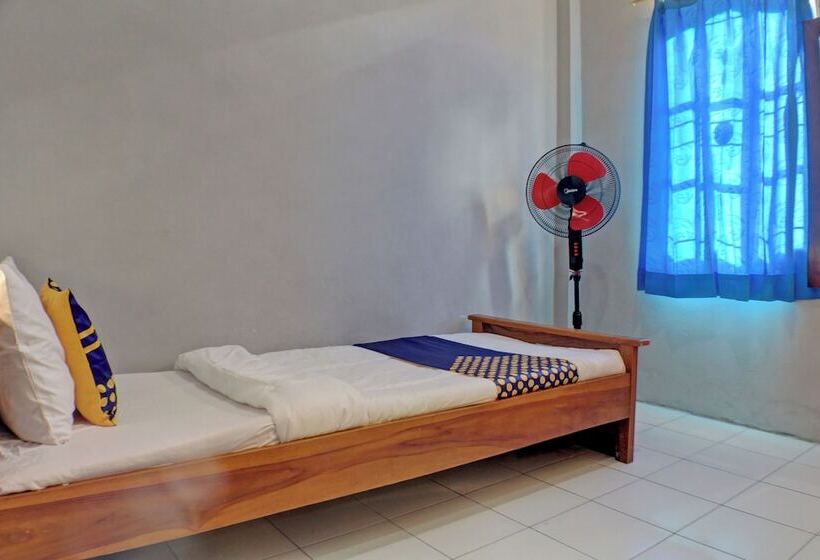 هتل Spot On 92834 Wisma Dira Tiara Syariah