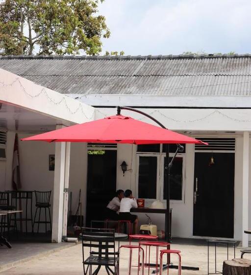 بنسيون Hw. Hubers Hotel, Bar & Resto