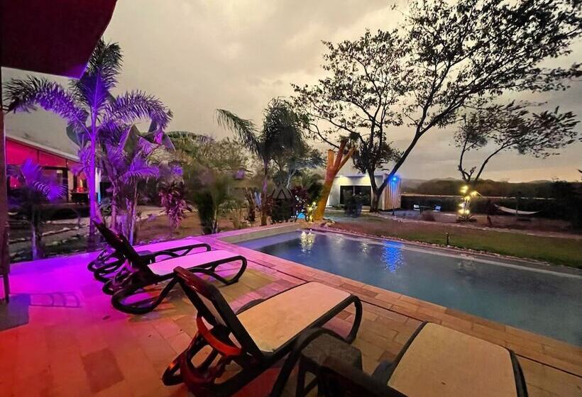 膳宿费 Pyramid Lodge Panoramique