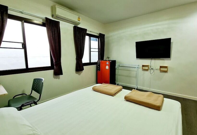 بنسيون Tp House@naka