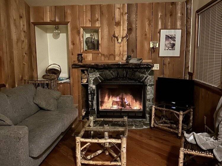 Glacier Peak Resort