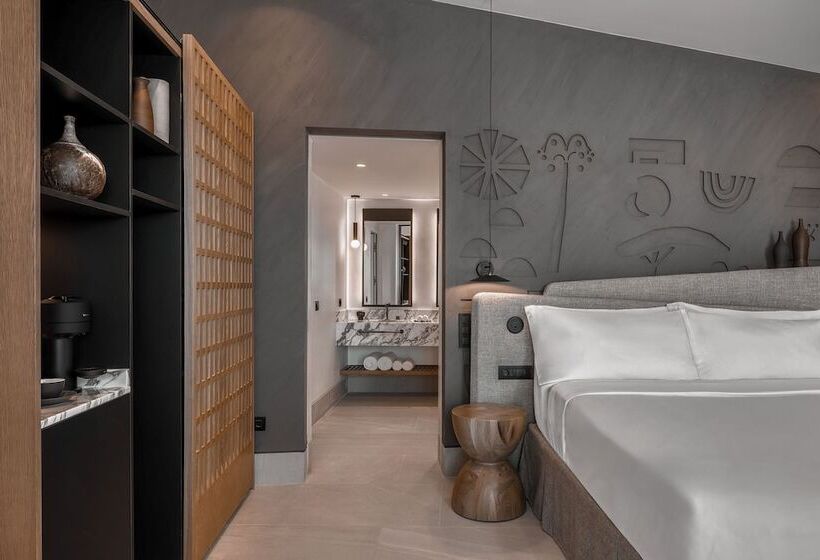 هتل Domes Novos Santorini, Autograph Collection