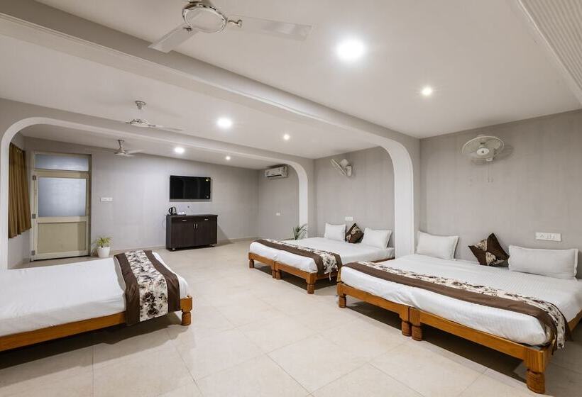 酒店 Goldmark Resort Churna In Satpura National Park