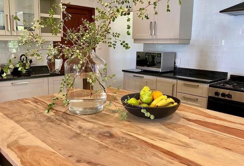 فندق Simbavati Homestead