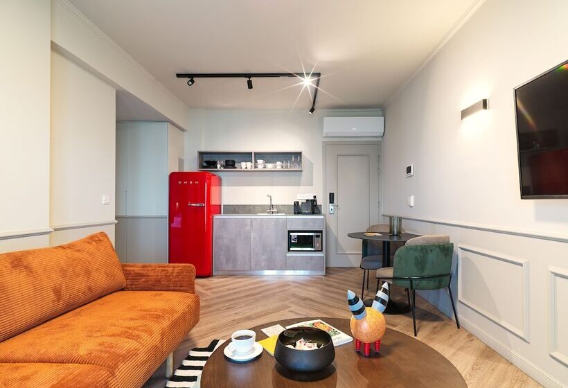 Liv The City Suites