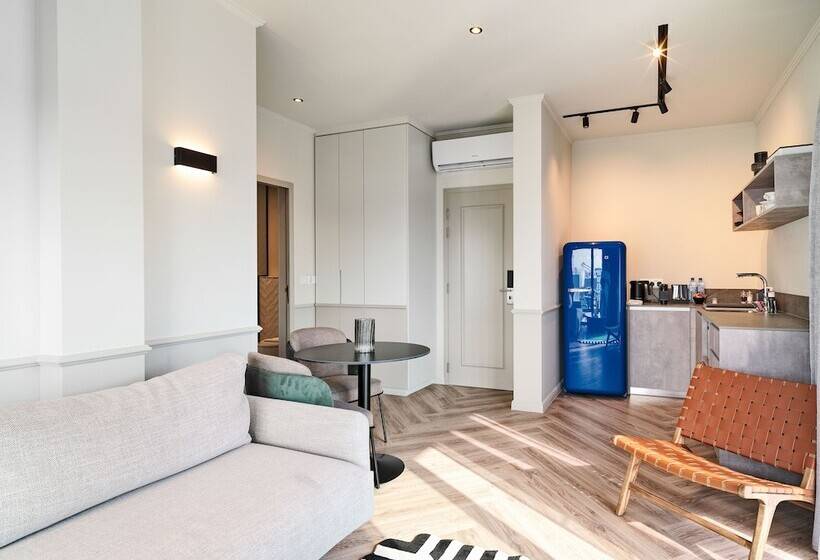 Liv The City Suites