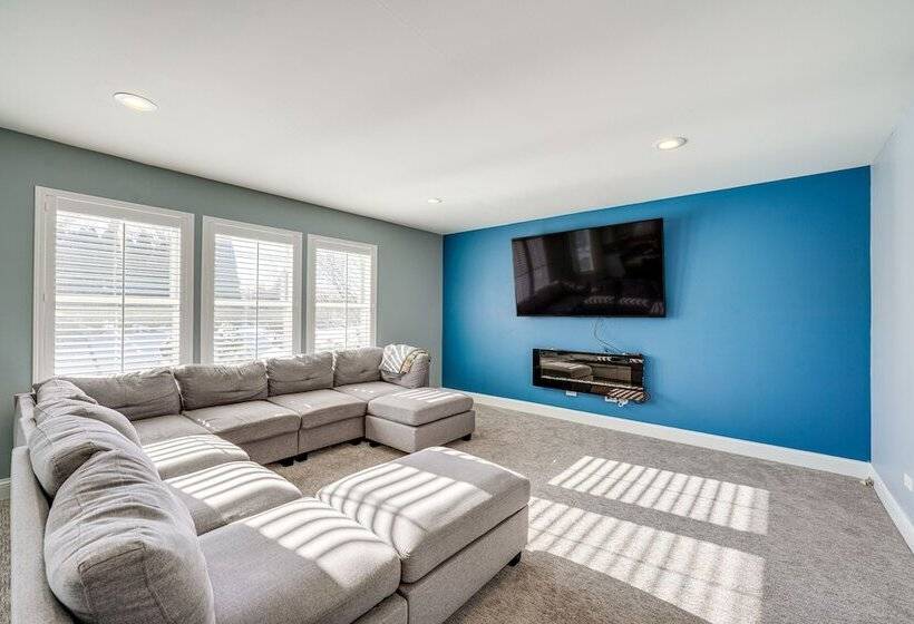 Plainfield Home W/ Game Room Near Harrahs Casino!