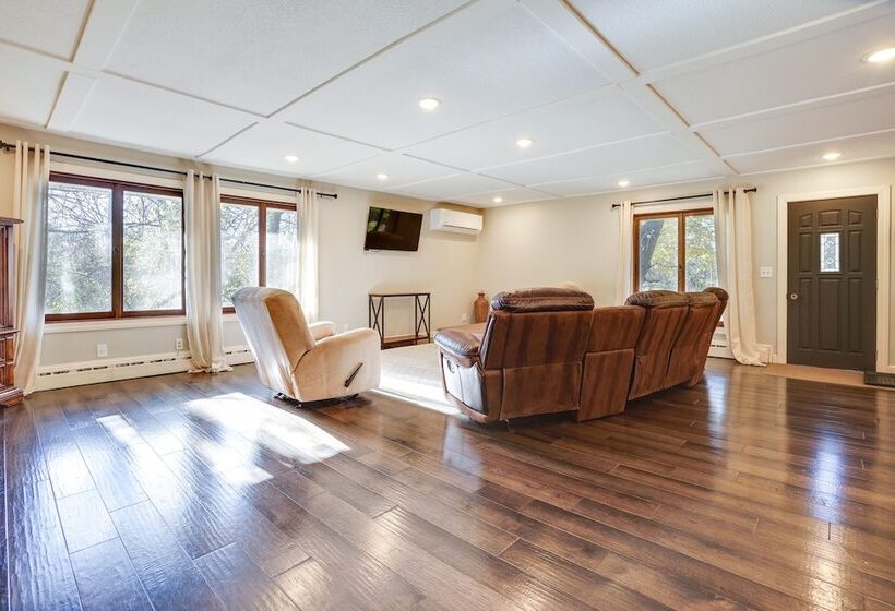 Spacious Stillwater Home W/ Fire Pit & Game Room!