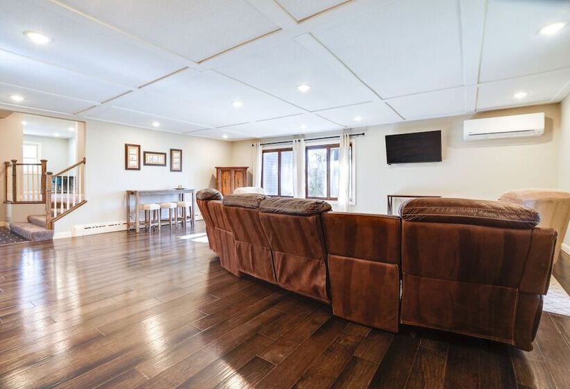 Spacious Stillwater Home W/ Fire Pit & Game Room!