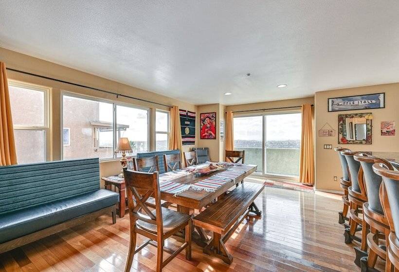 Spring Valley  Sky House  W/ Patios & Epic Views!