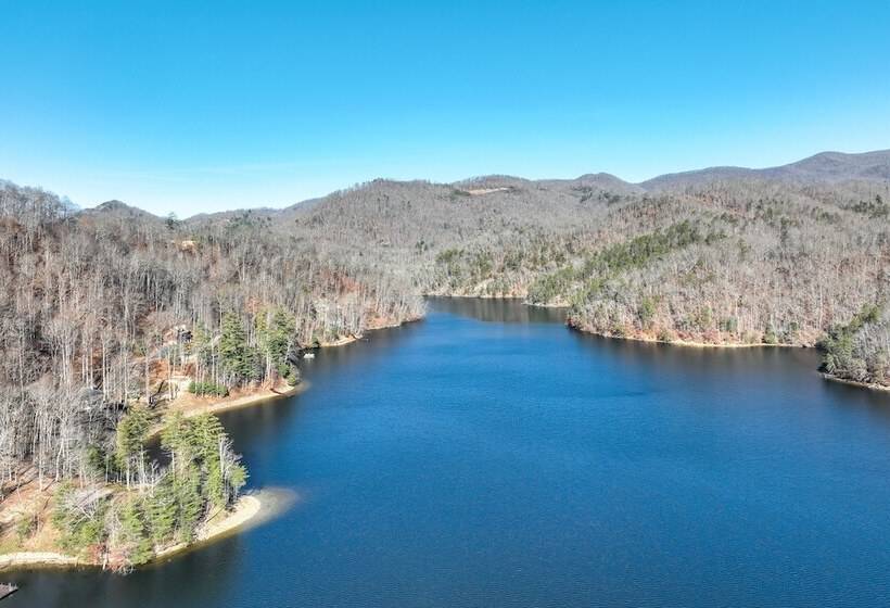 Tuckasegee Cabin ~ 3 Mi To Bear Lake!