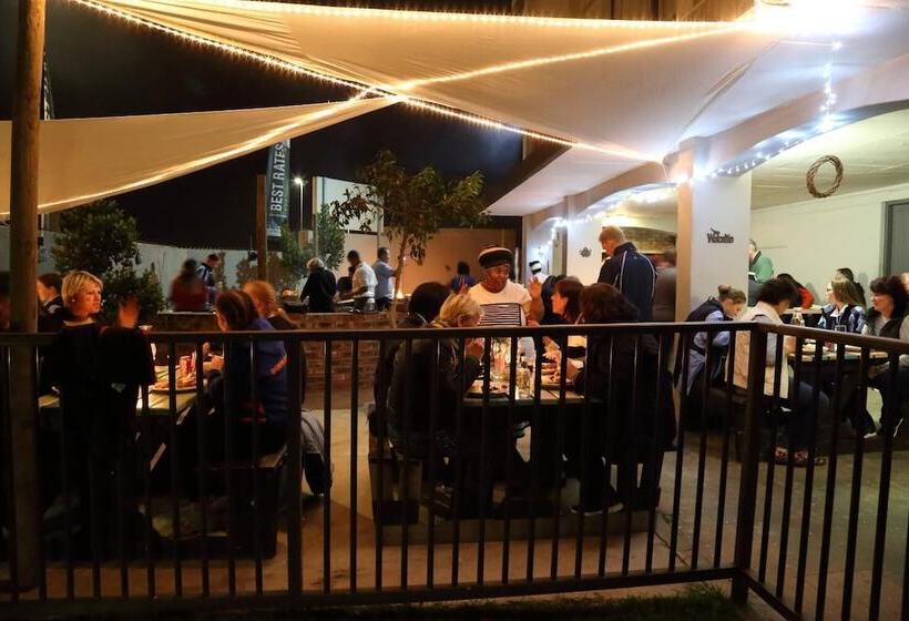 הוסטל The Backpack Shack