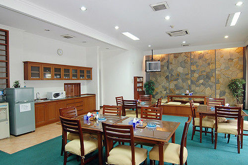 Chandra Residence