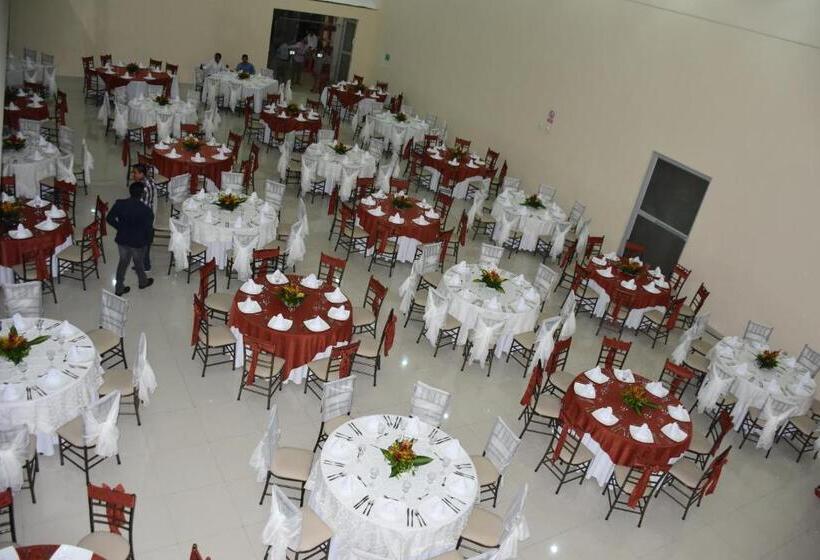 Gran Hotel De Lago El Coca