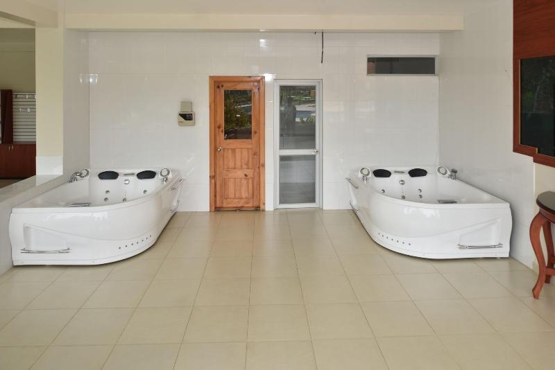 Gran Hotel De Lago El Coca