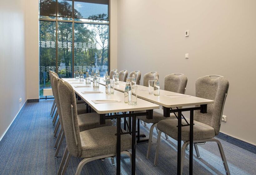 هتل Park Inn By Radisson Riga Valdemara