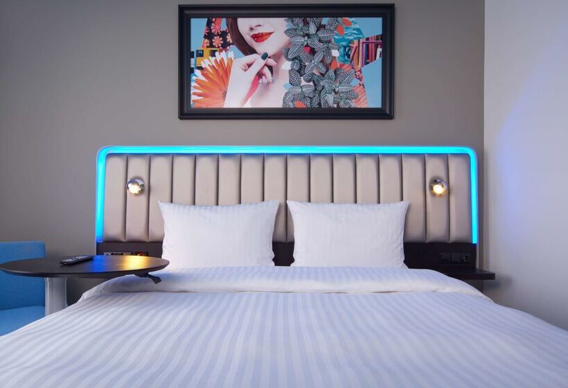 هتل Park Inn By Radisson Riga Valdemara