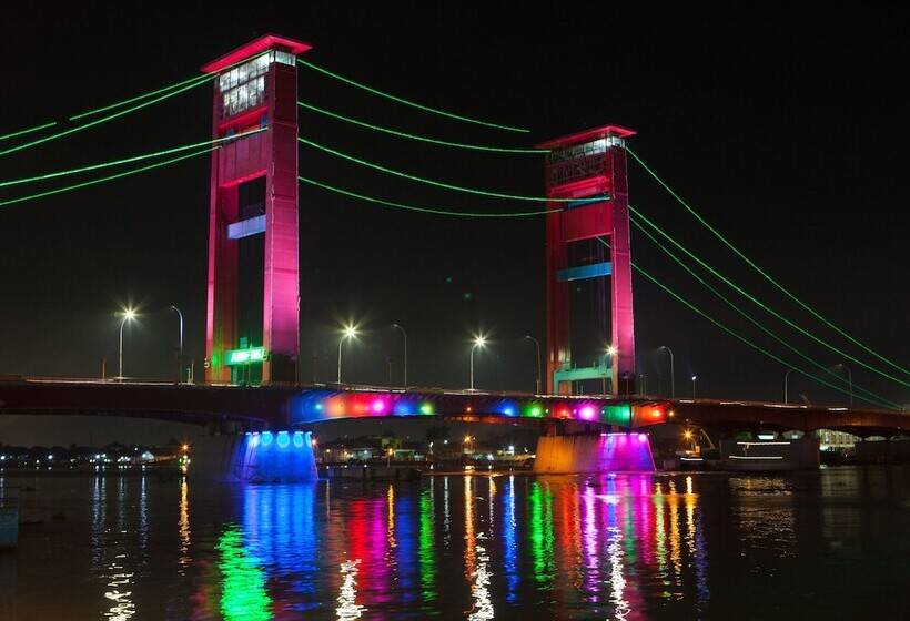 هتل Santika Radial Palembang