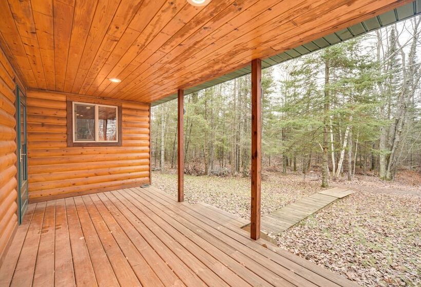Barnum Cabin On 30 Acres W/ Soo Line Trail Access!