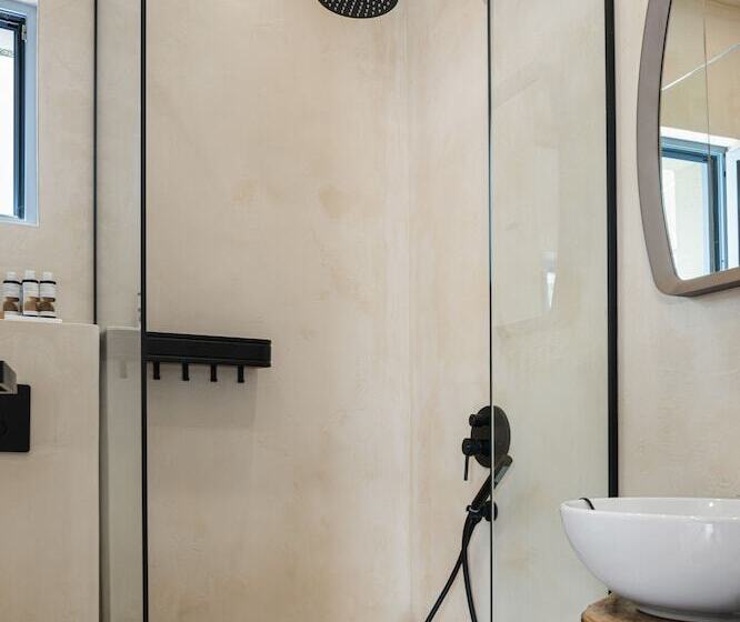 تختخواب و صبحانه Tellion Suites