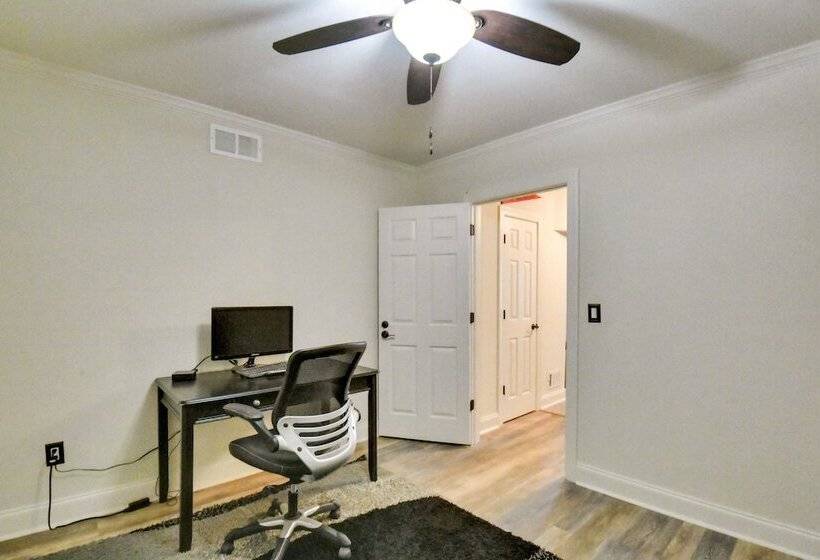 Buckhead Home W/ On Site Lake Oconee Access!