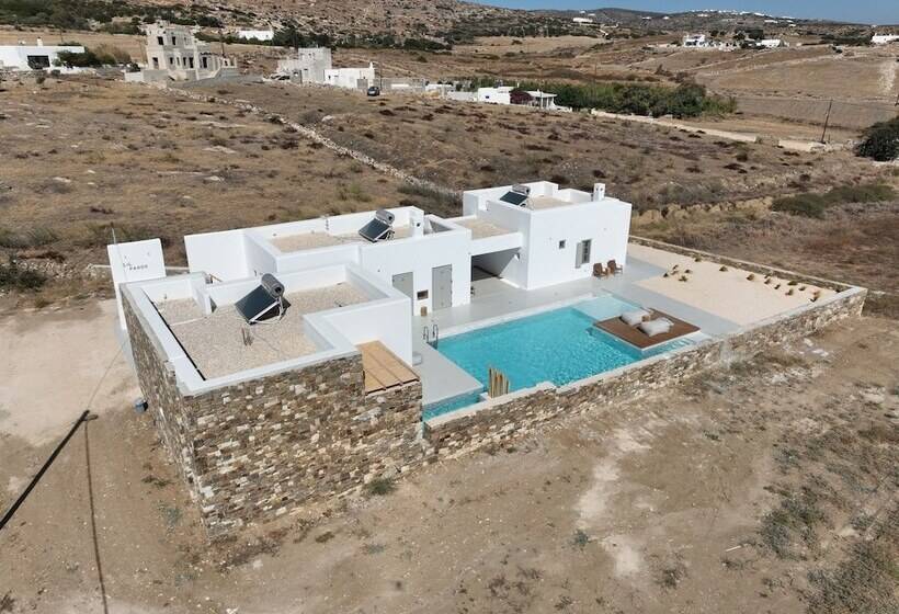 فندق Lil Paros Luxury Suites