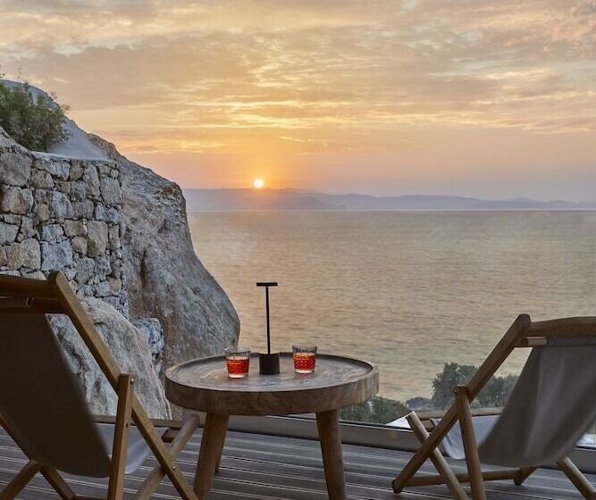 Naxea Villas I