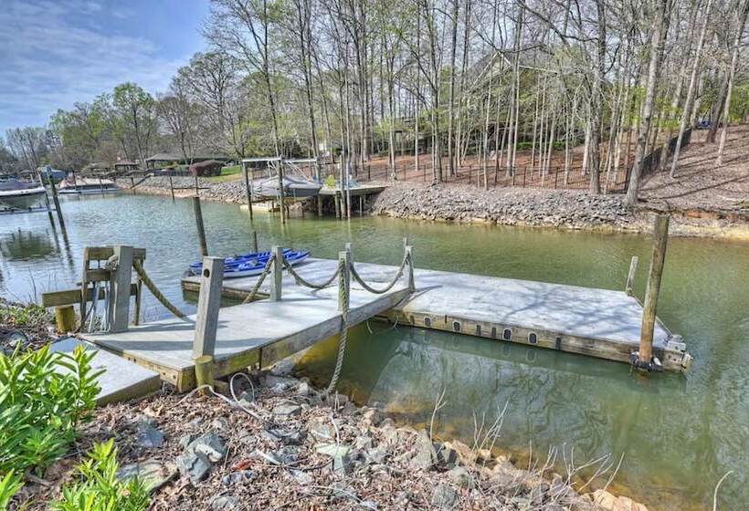 Porch Paradise By Avantstay New Pool, Firepit