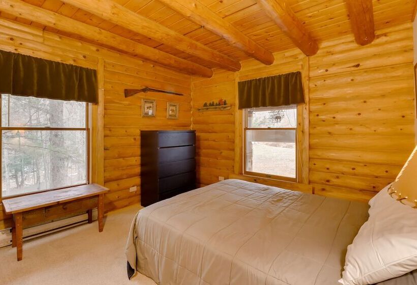 Secluded Cresco Log Cabin W/ Fire Pit!