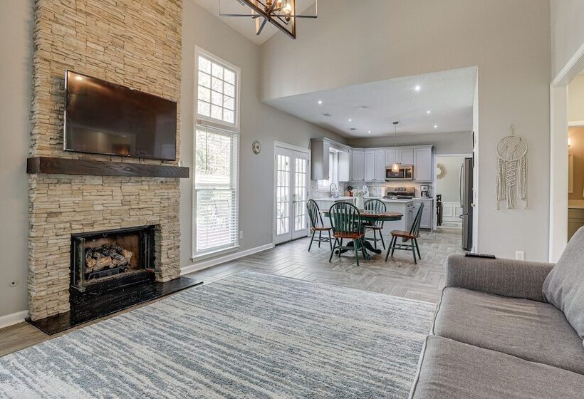 Spacious Lawrenceville Retreat W/ Fireplace + Deck