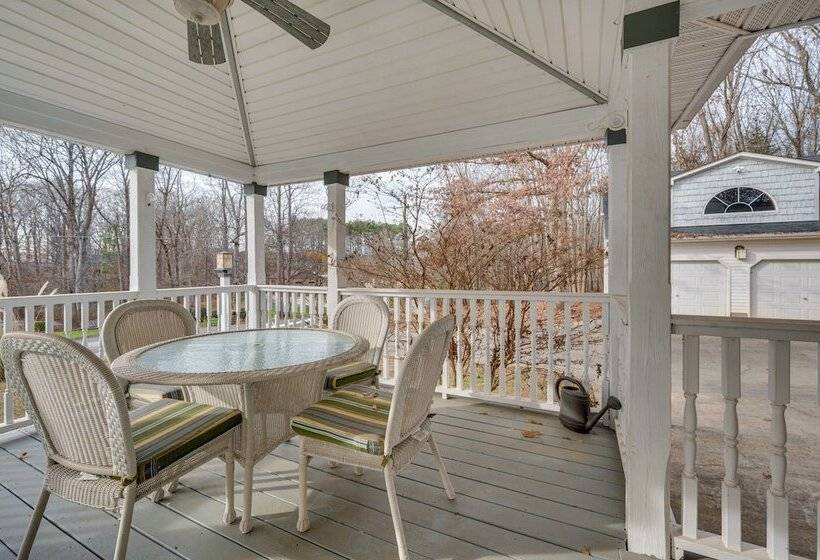 Spacious Mooresville Home W/ Lake Norman View!