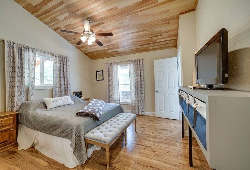 Waterfront Home: Allegheny River Access, Dock Slip