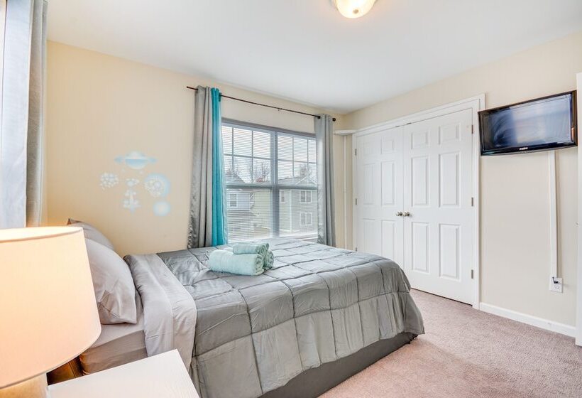 Charming High Point Home W/ Yard: 4 Mi To Hpu!