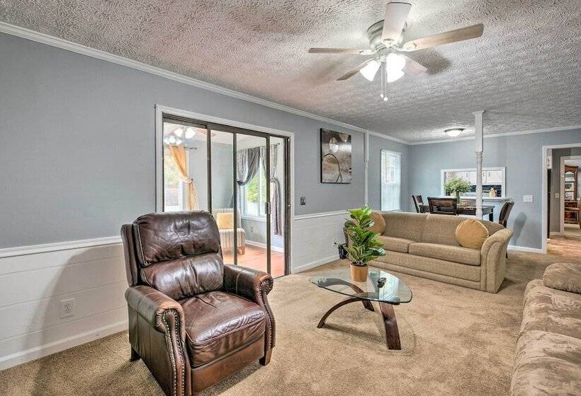 Charming Marietta Home ~ 7 Mi To Downtown!