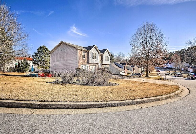 Classic Lithonia Home   Near Golf & Stone Mtn