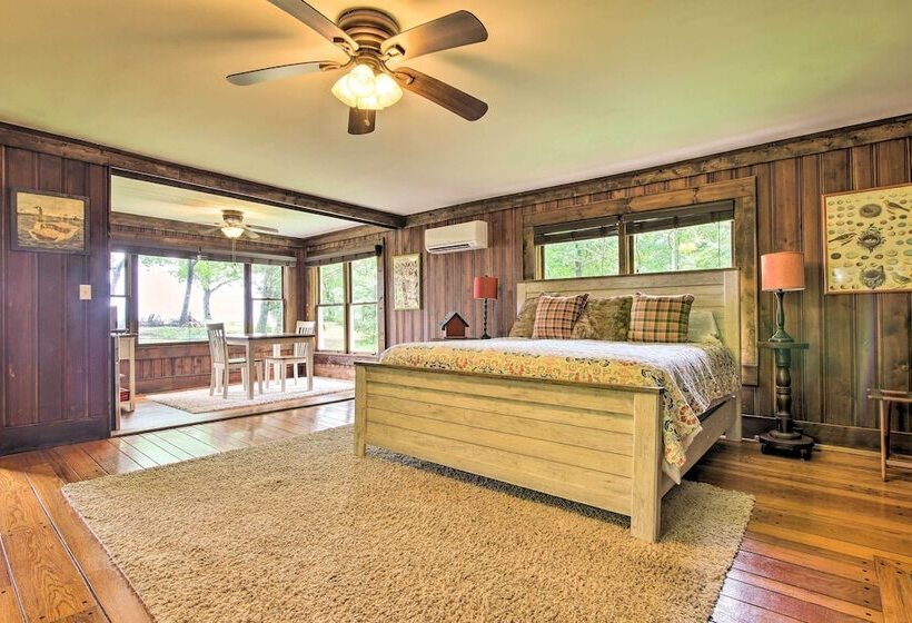 Cloudland Retreat W/ Mountain & Valley Views!