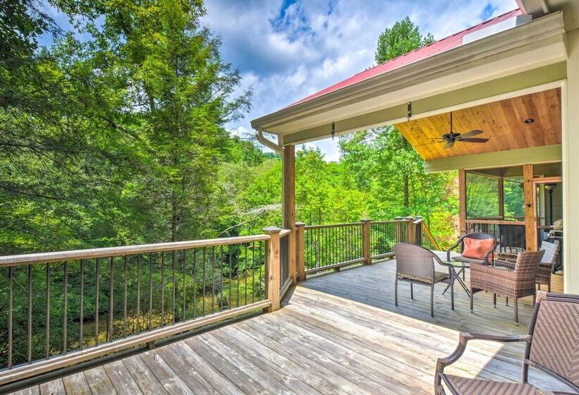 Cozy Riverside Dahlonega Home W/ Kayaks + Fire Pit