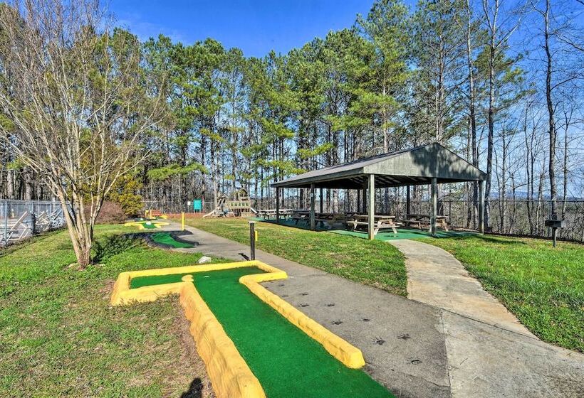 Dreamy Ellijay Resort Cabin W/ Game Room & Decks!