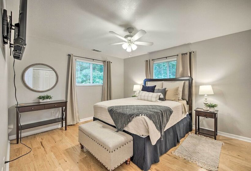 Huge Blairsville Cabin: Game Room + Mtn View!