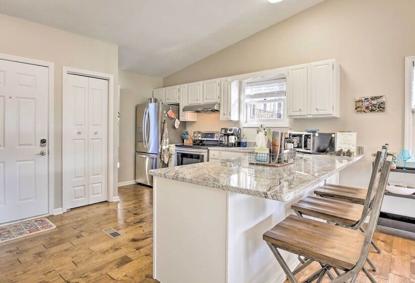 Indigo Cottage  W/ Deck On Lake Arrowhead!