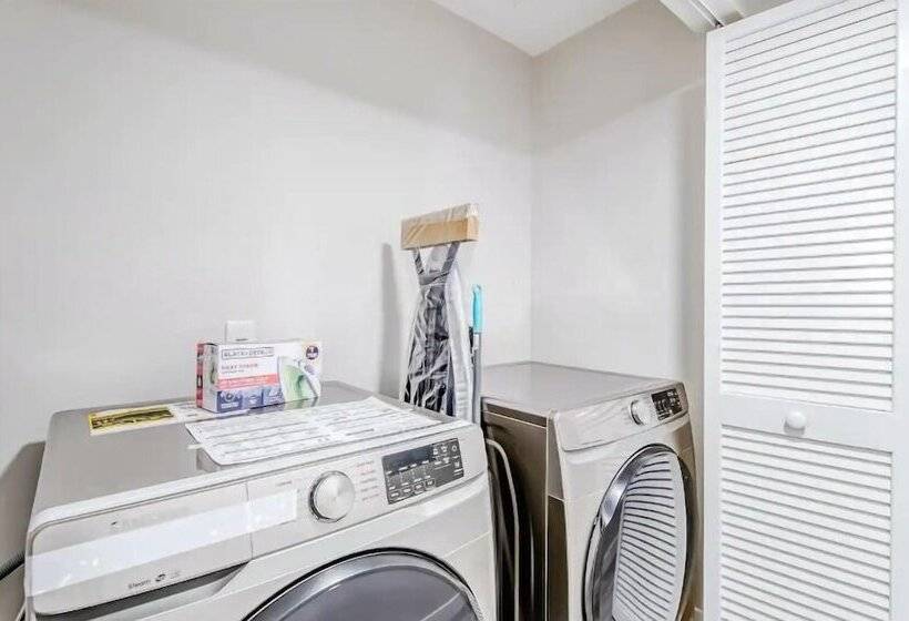 Isla Palma Singer Island