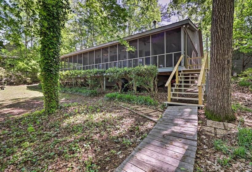 Lakefront Milledgeville Cabin: Private Dock, Porch